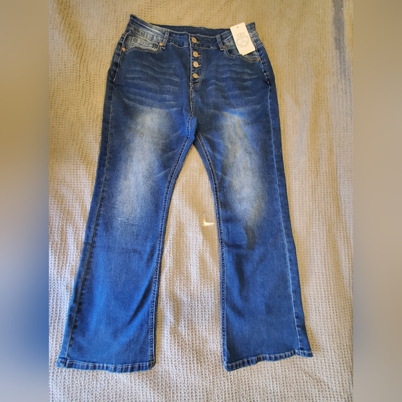 Fly button jeans - womans - Picture 1 of 5